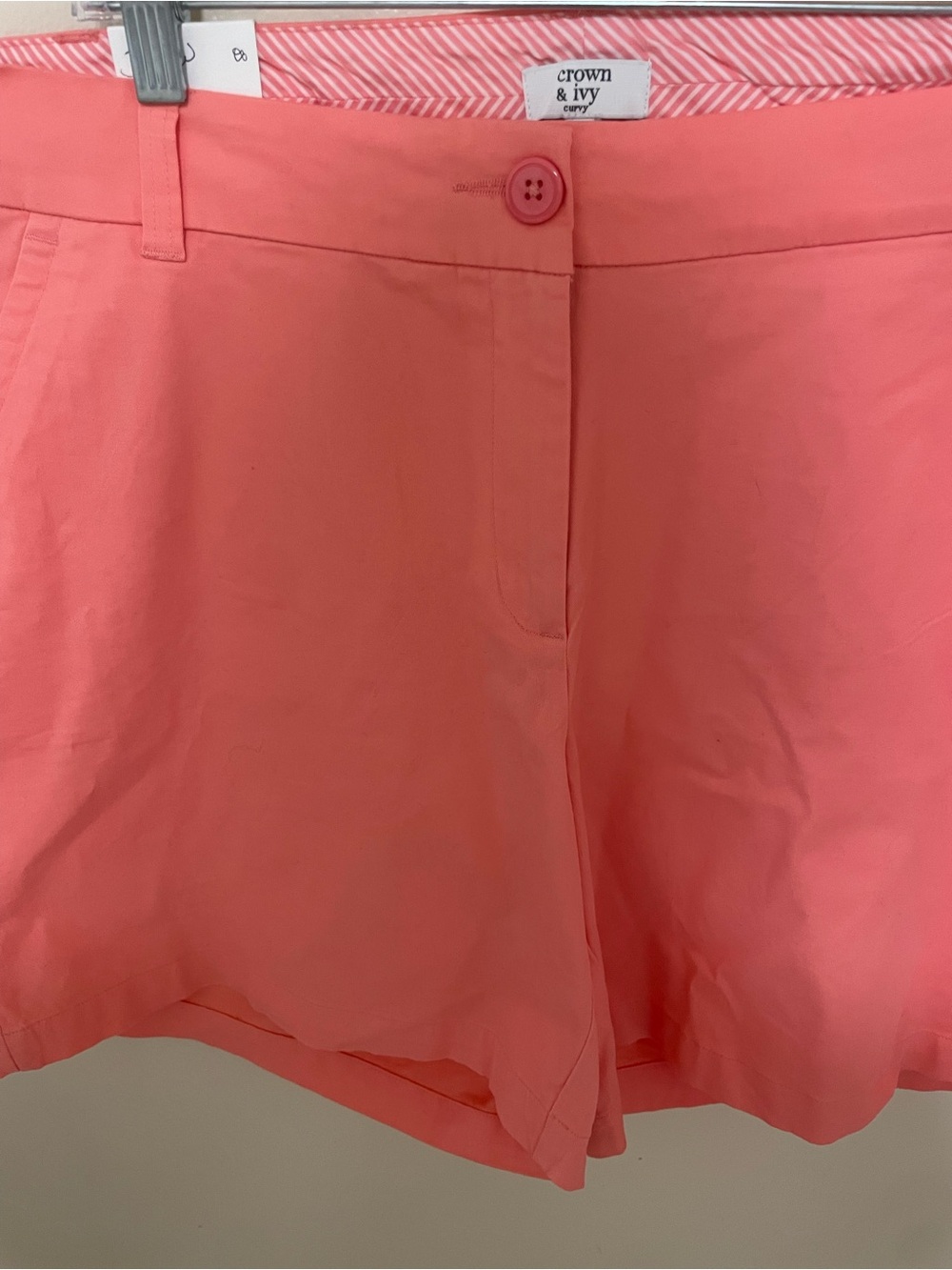 ✨NWT Crown & Ivy Shorts Size 16W - Picture 2 of 10